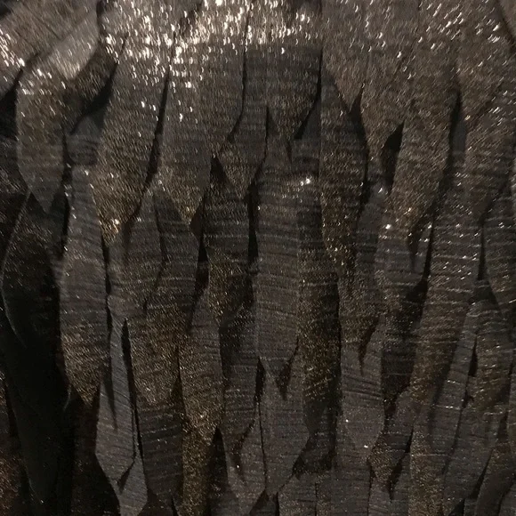 Women’s Skirt - Picture 3 of 6